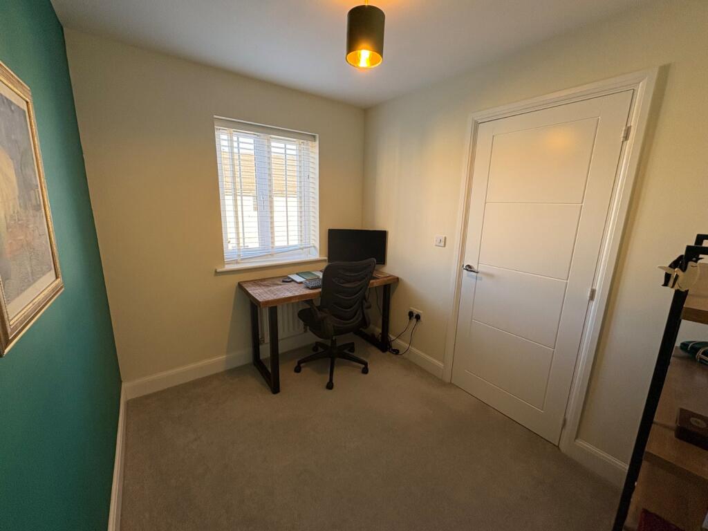 Additional property image - Apperdale, Bradford, West Yorkshire, BD10