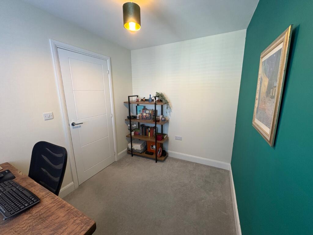 Additional property image - Apperdale, Bradford, West Yorkshire, BD10