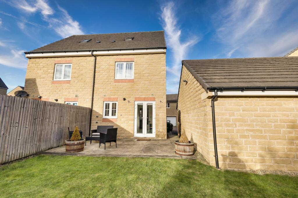 Additional property image - Apperdale, Bradford, West Yorkshire, BD10