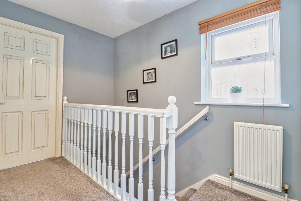 Additional property image - Roundhead Fold, Apperley Bridge, Bradford, West Yorkshire, BD10