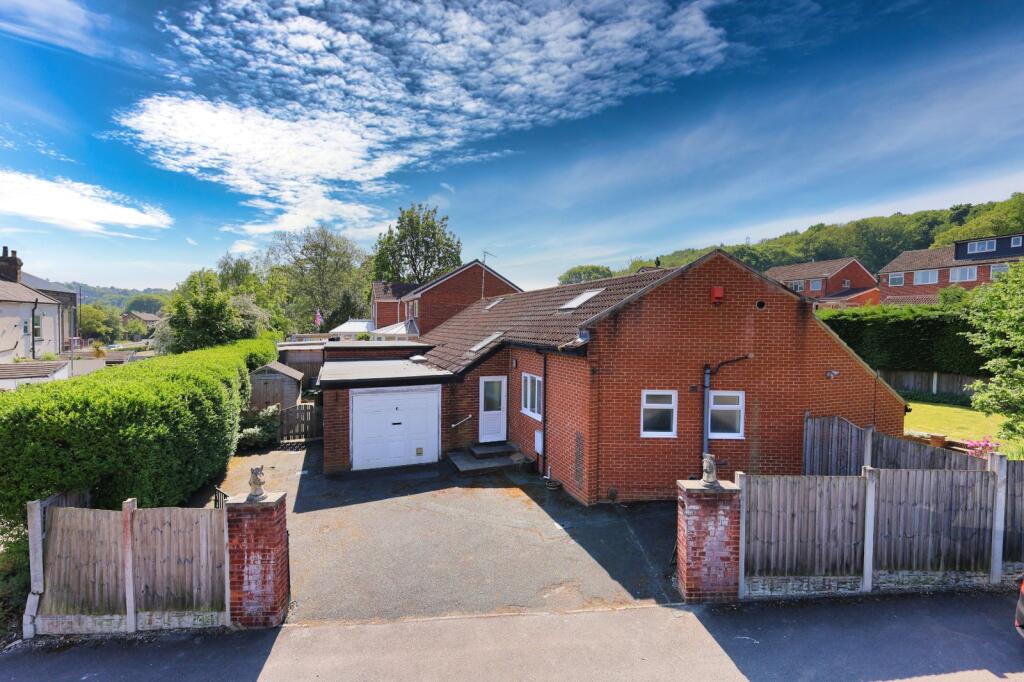 Main image of property: Airedale Gardens, Leeds, West Yorkshire, LS13