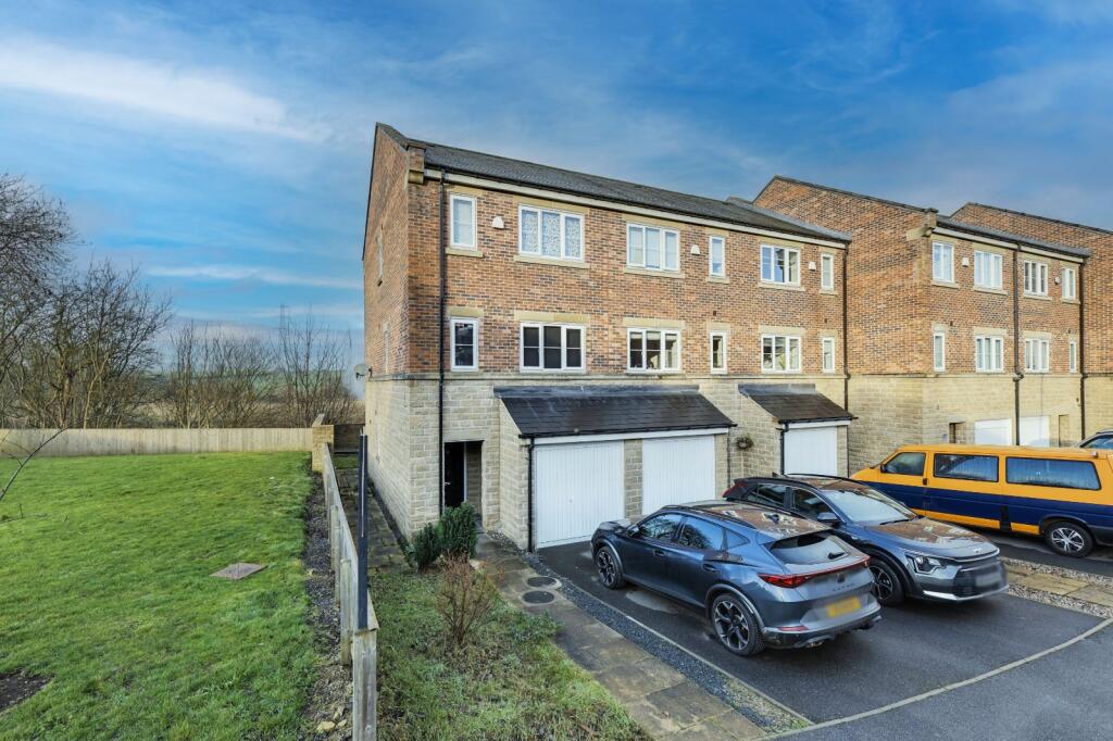 Main image of property: Horsforde View, Leeds, West Yorkshire, LS13