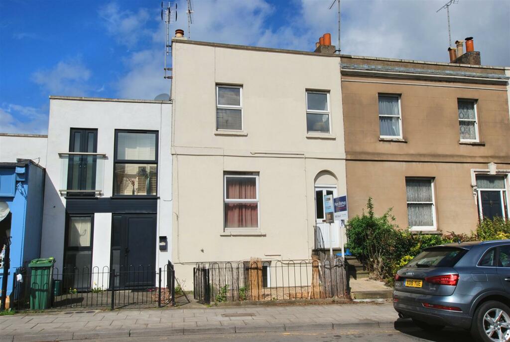 Main image of property: Bath Road, Cheltenham