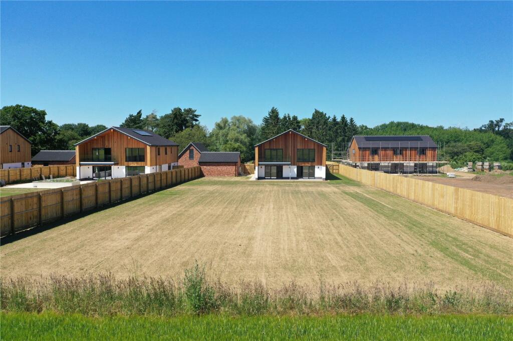 4 bedroom detached house for sale in Plot 3, Mere Farm, Stow Bedon