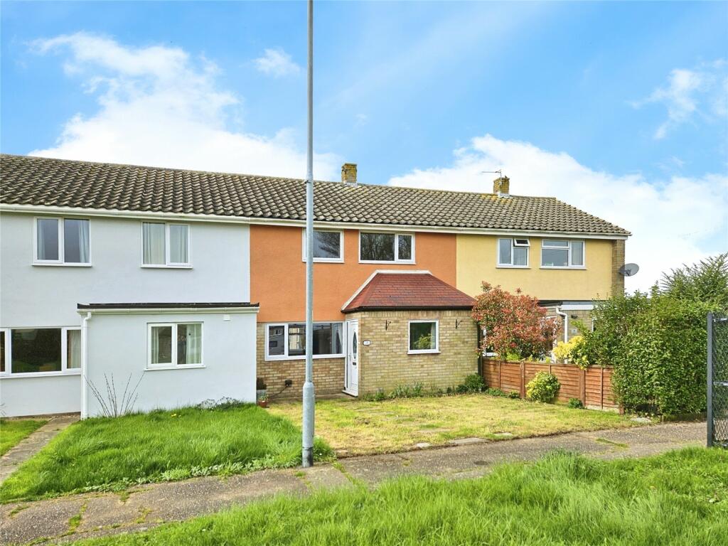 3 bedroom terraced house for sale in Ash Close, Wymondham, Norfolk, NR18
