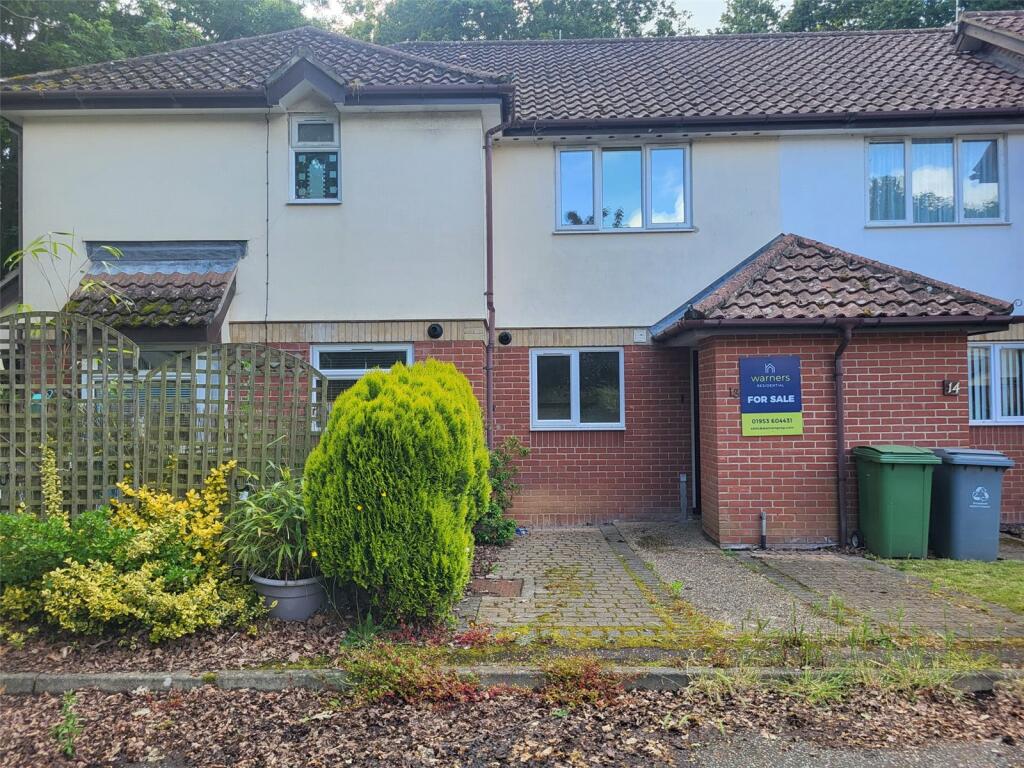 2 bedroom terraced house for sale in Mulberry Court, Taverham, Norwich
