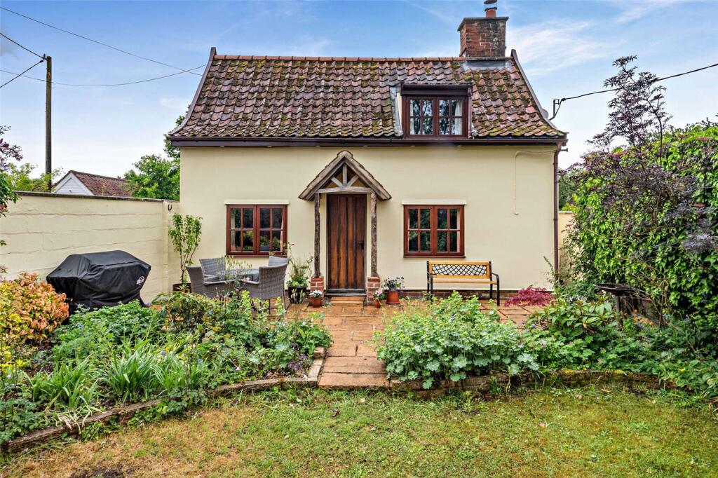 Main image of property: Ashwellthorpe Road, Wreningham, Norwich, Norfolk, NR16