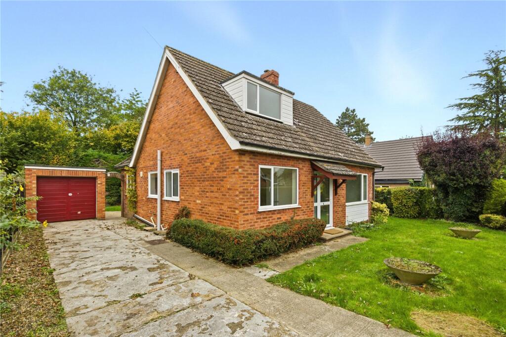 Main image of property: Greenwood Close, Ashwellthorpe, Norwich, Norfolk, NR16