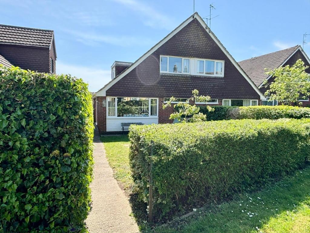 Main image of property: Birch Drive, Pucklechurch, Bristol, BS16 9RW
