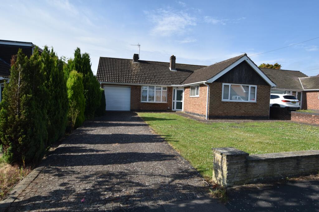 2 bedroom bungalow for sale in Twentylands Drive, East Leake, LE12