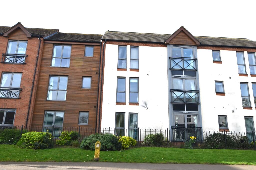 2 bedroom flat for sale in Salisbury Avenue, East Leake, LE12