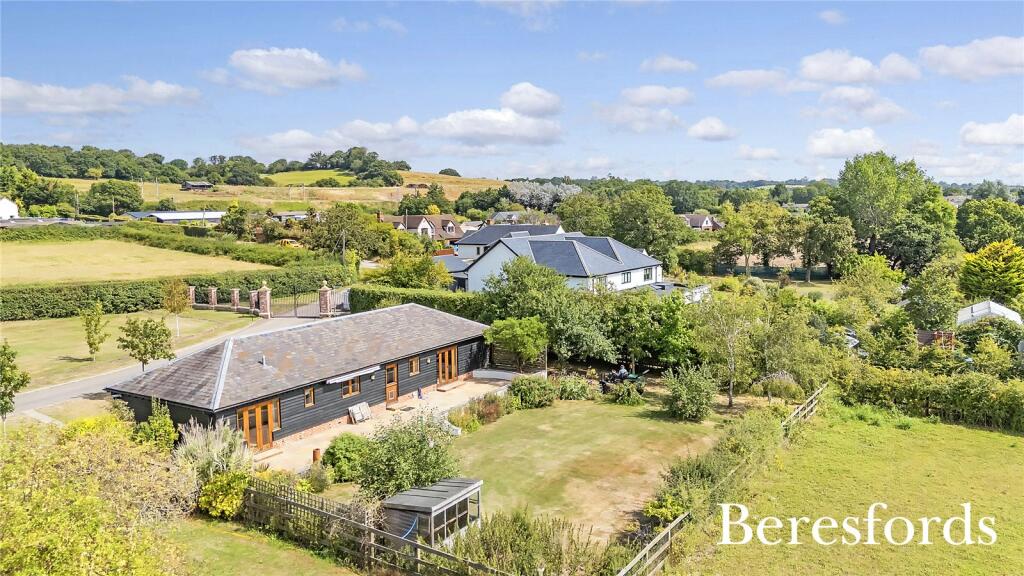 Additional property image - Ramsden Park Road, Ramsden Bellhouse, CM11