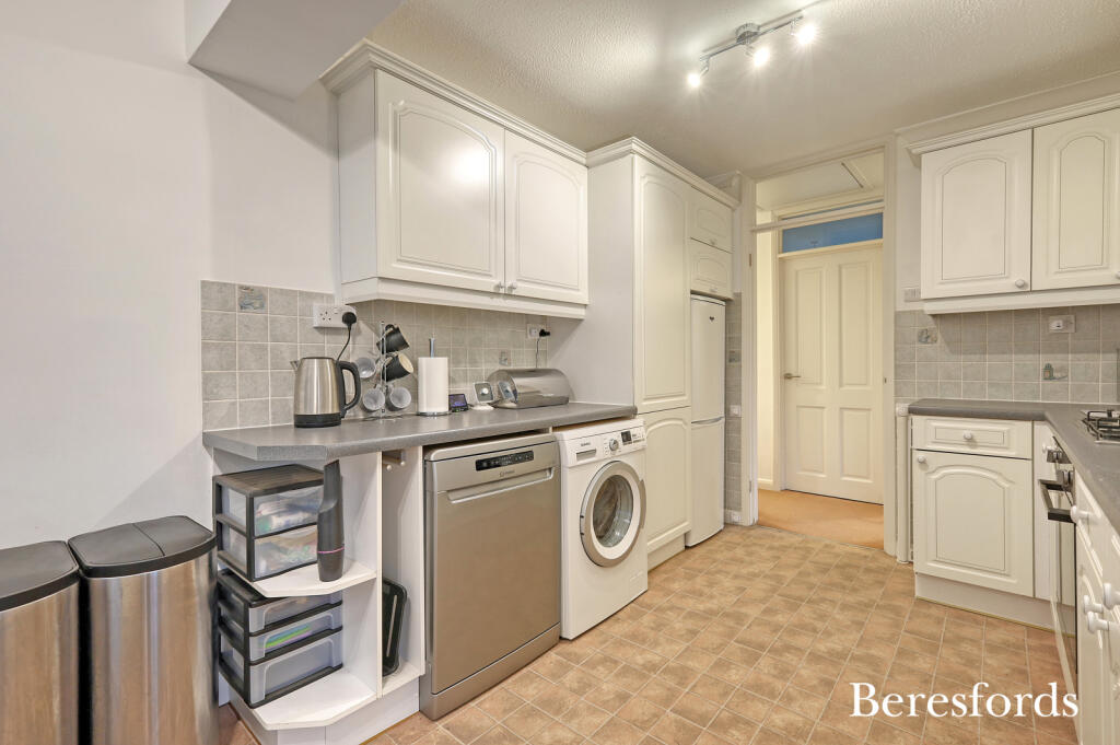 Additional property image - Park Lane, Ramsden Heath, CM11