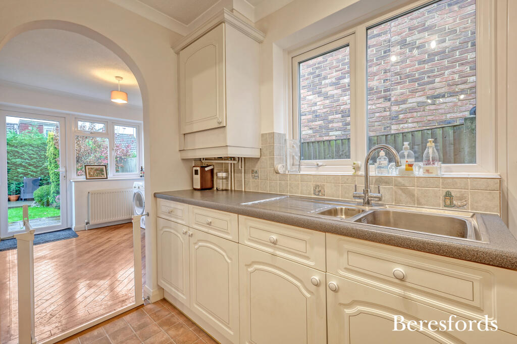 Additional property image - Park Lane, Ramsden Heath, CM11
