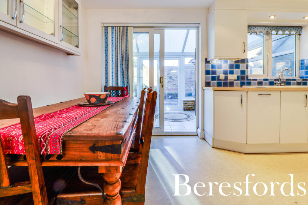 Additional property image - Goldcrest Drive, Billericay, CM11
