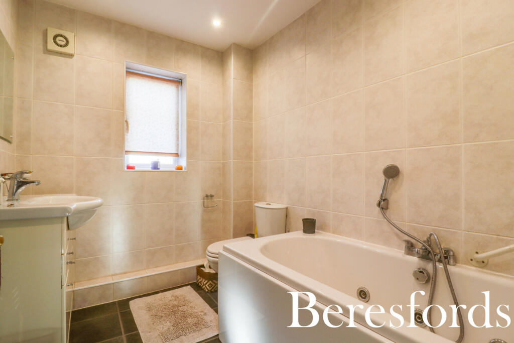 Additional property image - Goldcrest Drive, Billericay, CM11