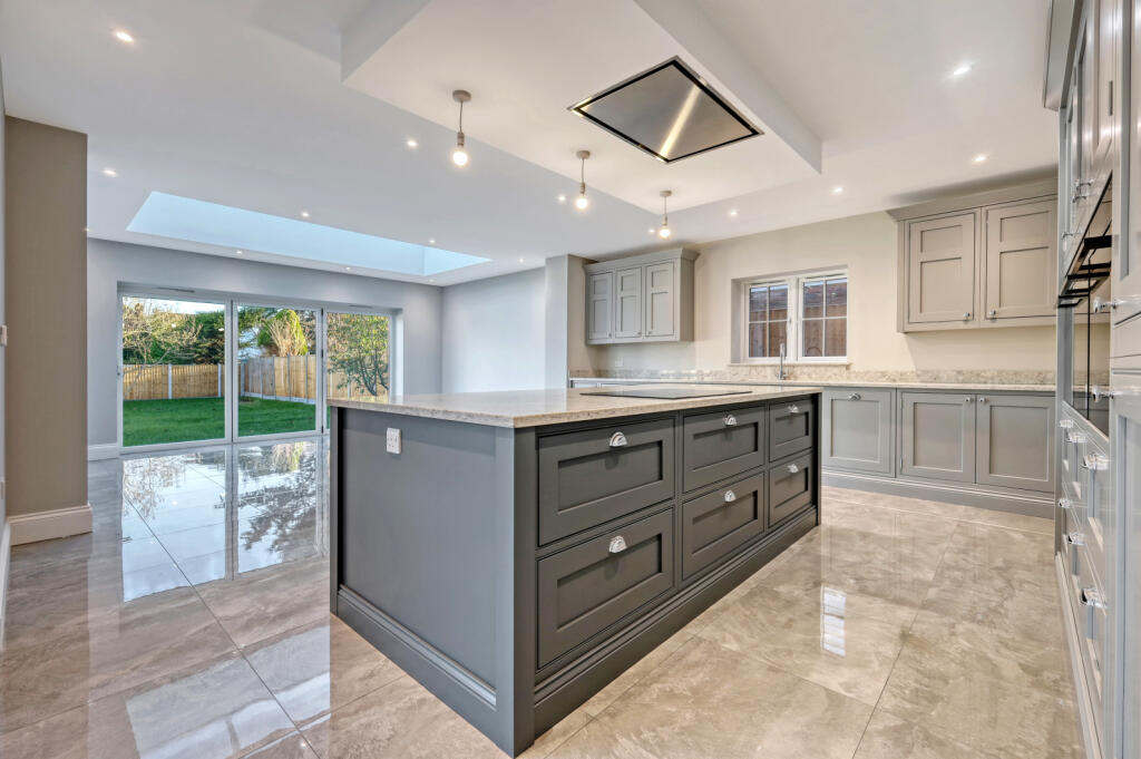 Additional property image - Perry Street, Billericay, CM12