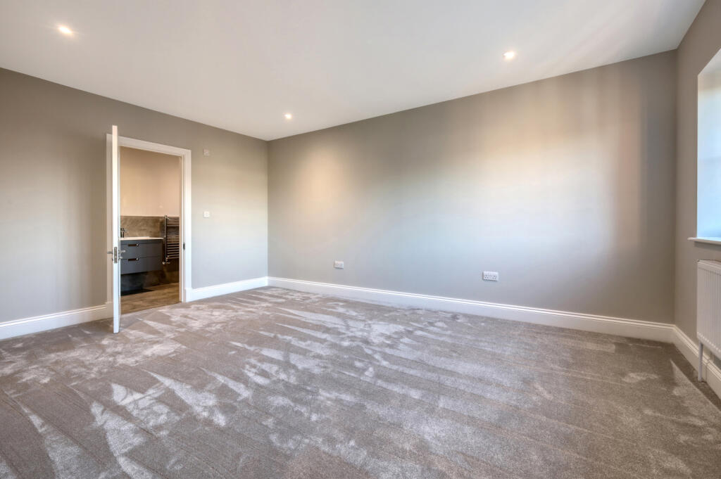 Additional property image - Perry Street, Billericay, CM12