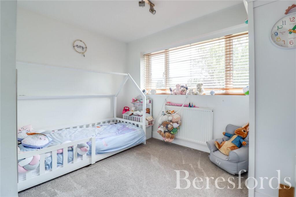 Additional property image - Knightbridge Walk, Billericay, CM12