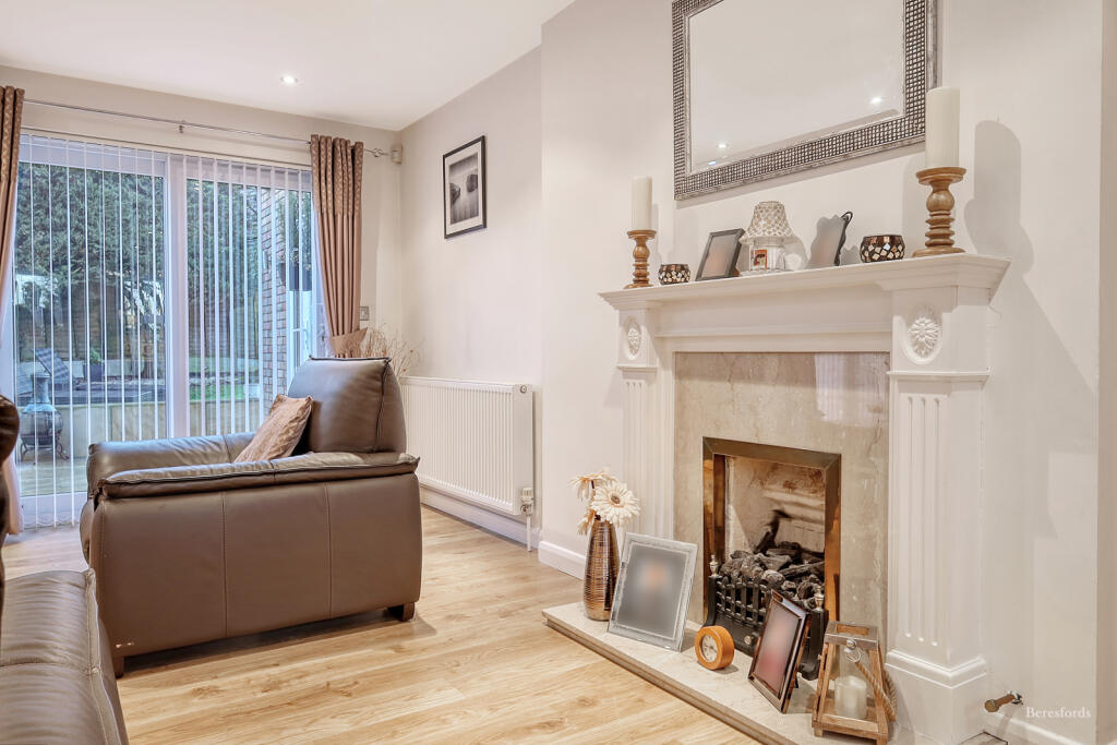 Additional property image - West Park Avenue, Billericay, CM12