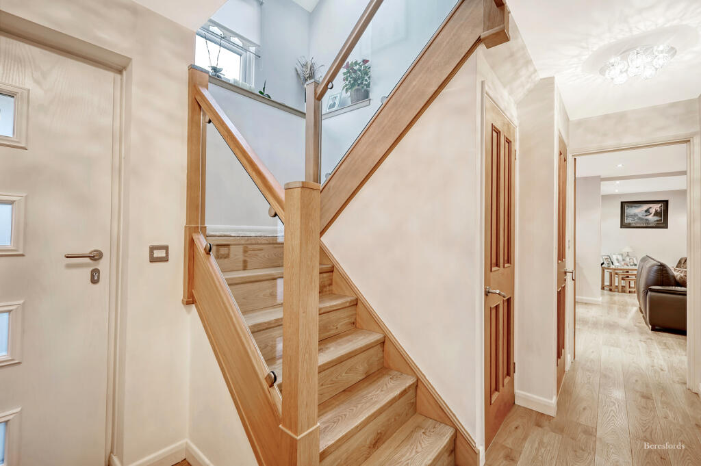 Additional property image - West Park Avenue, Billericay, CM12