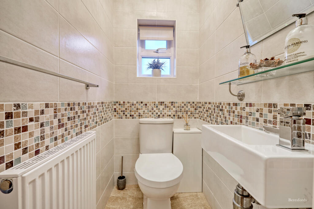 Additional property image - West Park Avenue, Billericay, CM12