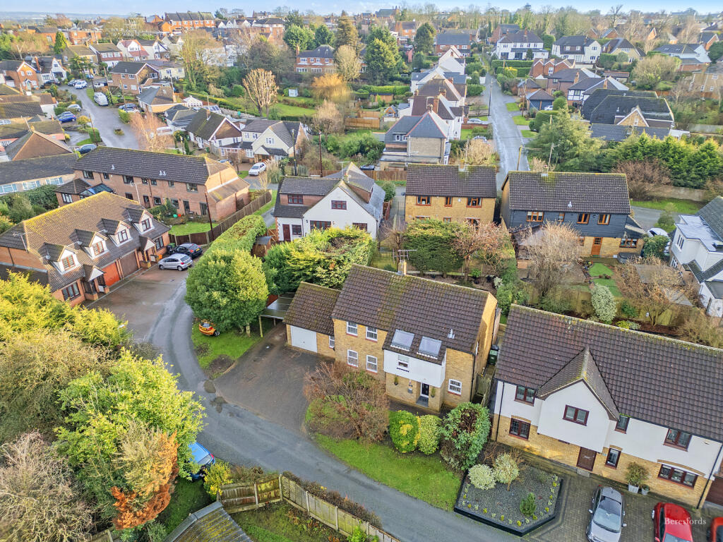 Additional property image - West Park Avenue, Billericay, CM12