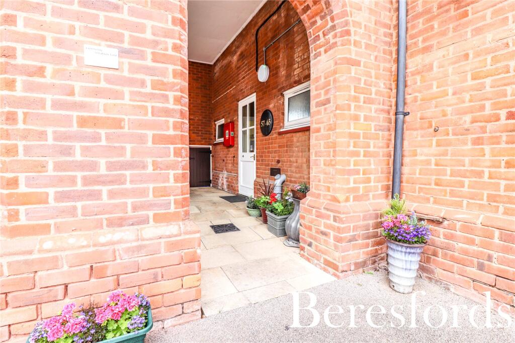 Main image of property: Bridgecote Lane, Basildon, SS15