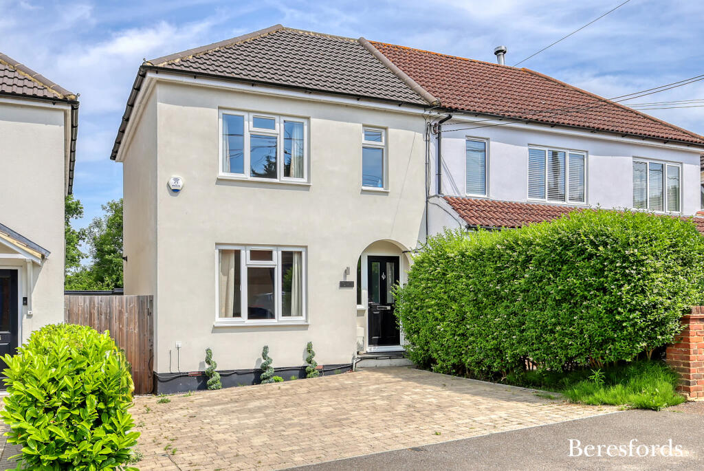 Main image of property: The Rising, Billericay, CM11