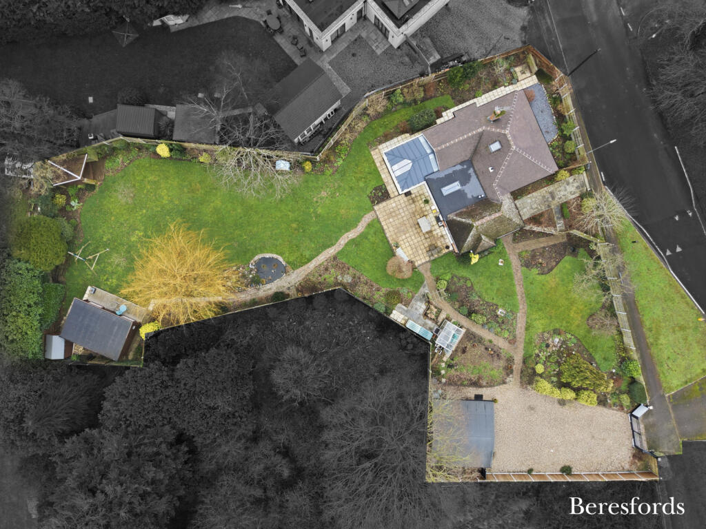 Main image of property: London Road, Rawreth, SS11