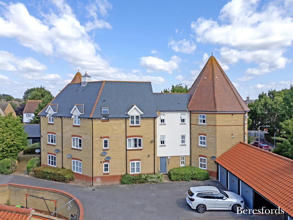 Main image of property: Bridge Street, Basildon, SS15