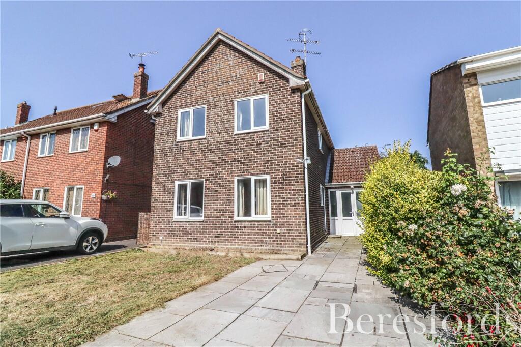 3 bedroom detached house for sale in Kidder Road, Rayne, CM77