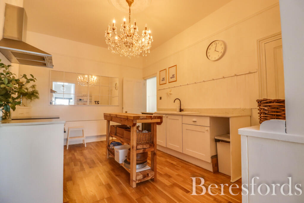 Additional property image - London Road, Braintree, CM7
