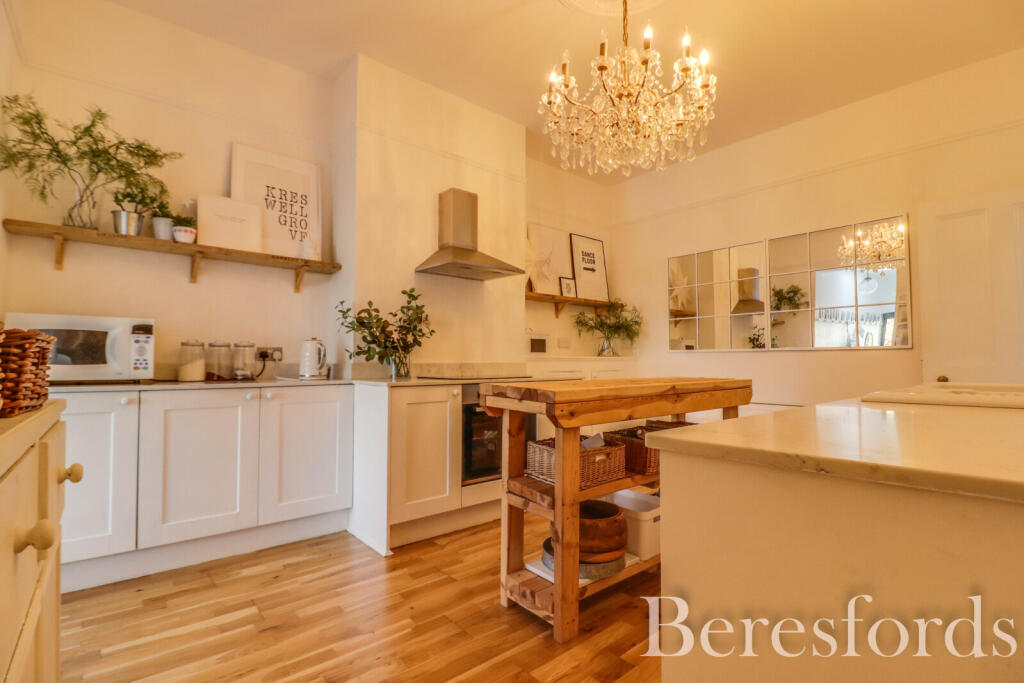 Additional property image - London Road, Braintree, CM7