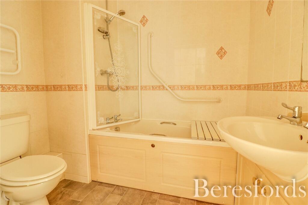 Additional property image - Railway Street, Braintree, CM7