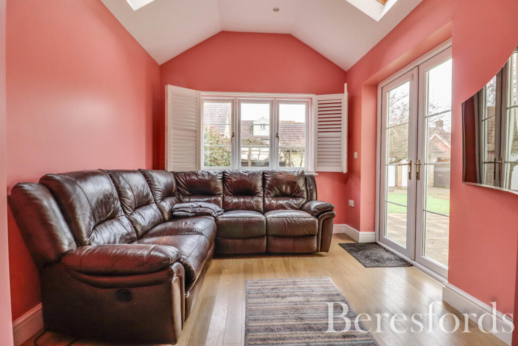 Additional property image - Gainsborough Road, Braintree, CM77