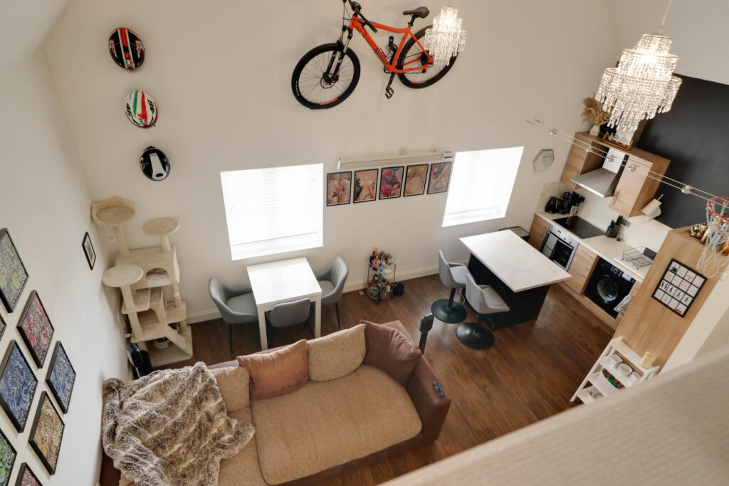 Main image of property: Edinburgh Gardens, Braintree, CM7