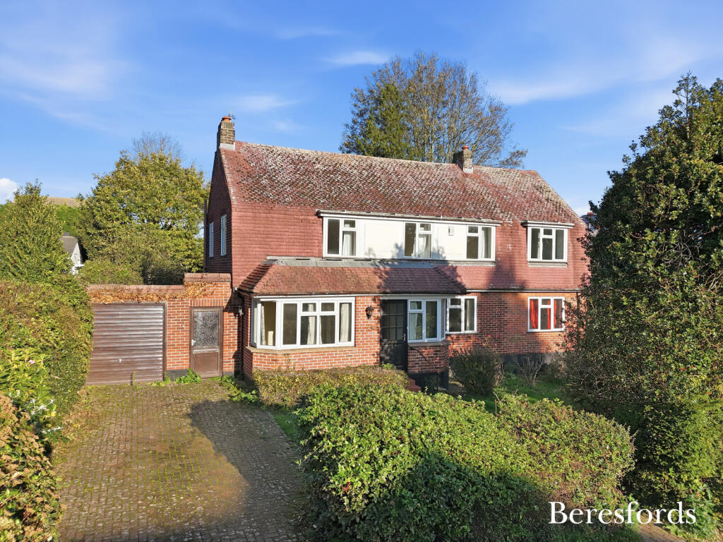 Main image of property: Marshalls Road, Braintree, CM7