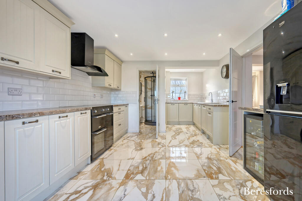 Additional property image - Broads Green, Great Waltham, CM3