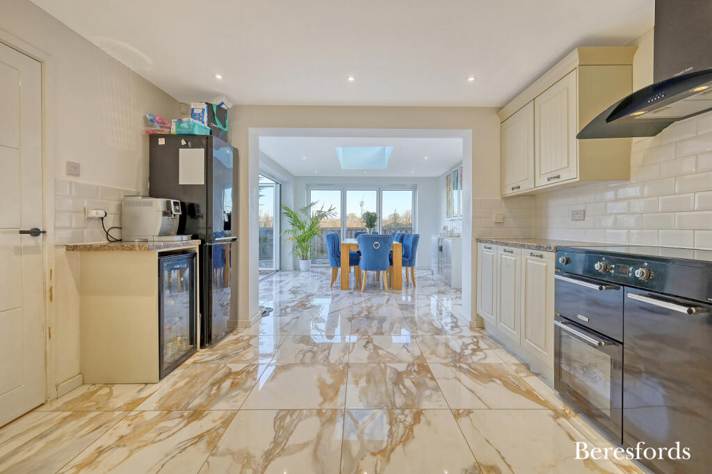 Additional property image - Broads Green, Great Waltham, CM3