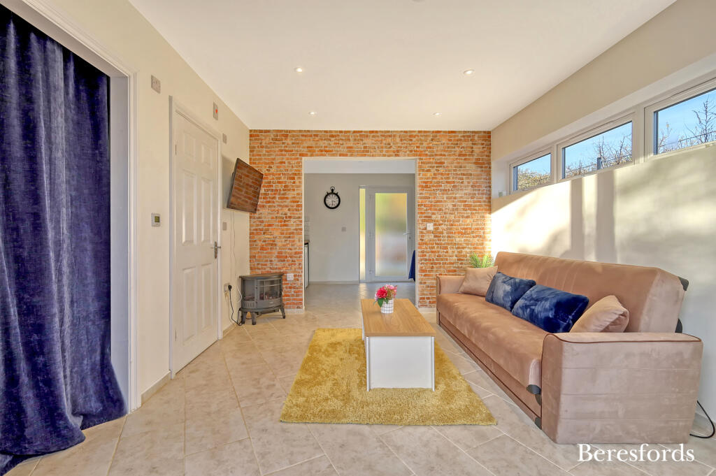 Additional property image - Broads Green, Great Waltham, CM3