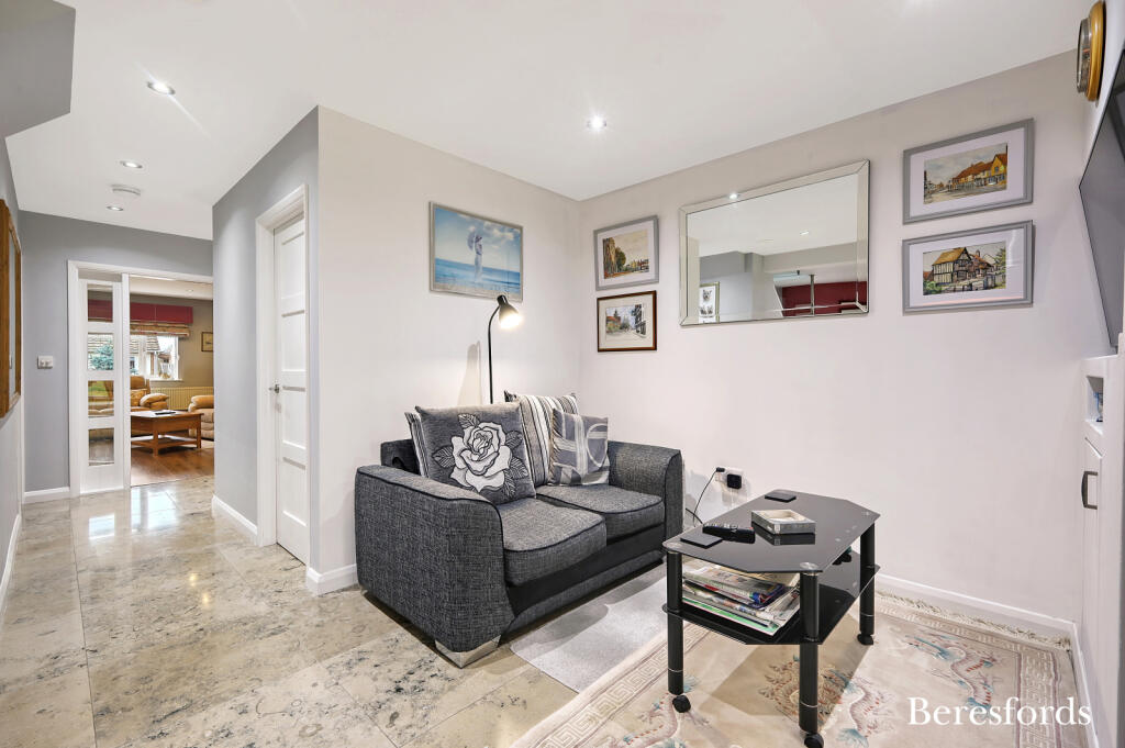 Additional property image - Runsell Close, Danbury, CM3