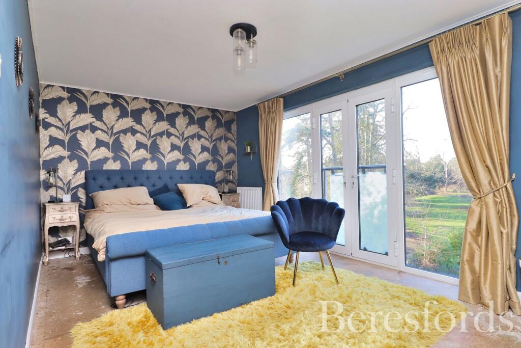 Additional property image - Vicarage Road, Chelmsford, CM2