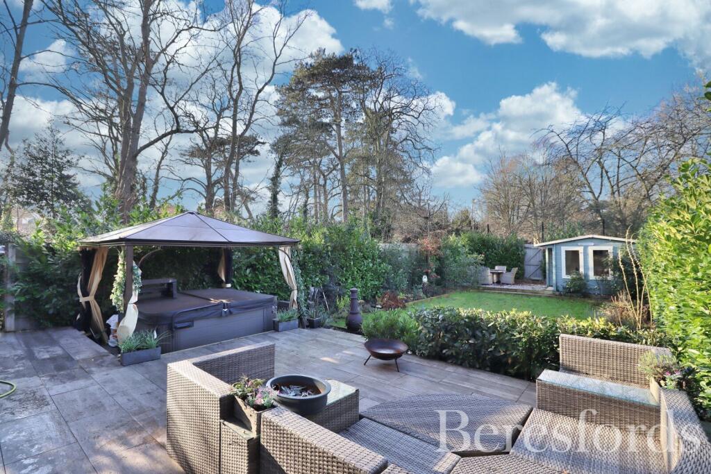 Additional property image - Vicarage Road, Chelmsford, CM2