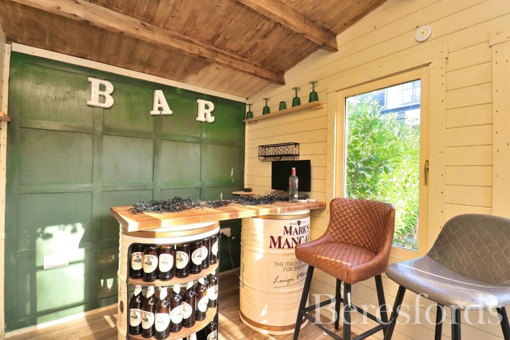 Additional property image - Vicarage Road, Chelmsford, CM2