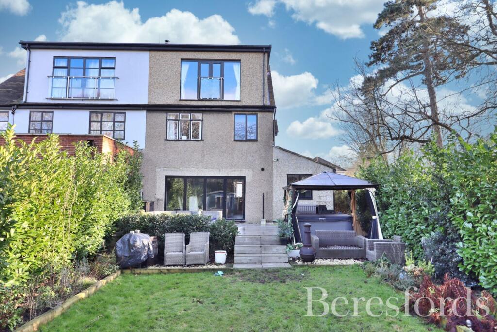 Additional property image - Vicarage Road, Chelmsford, CM2
