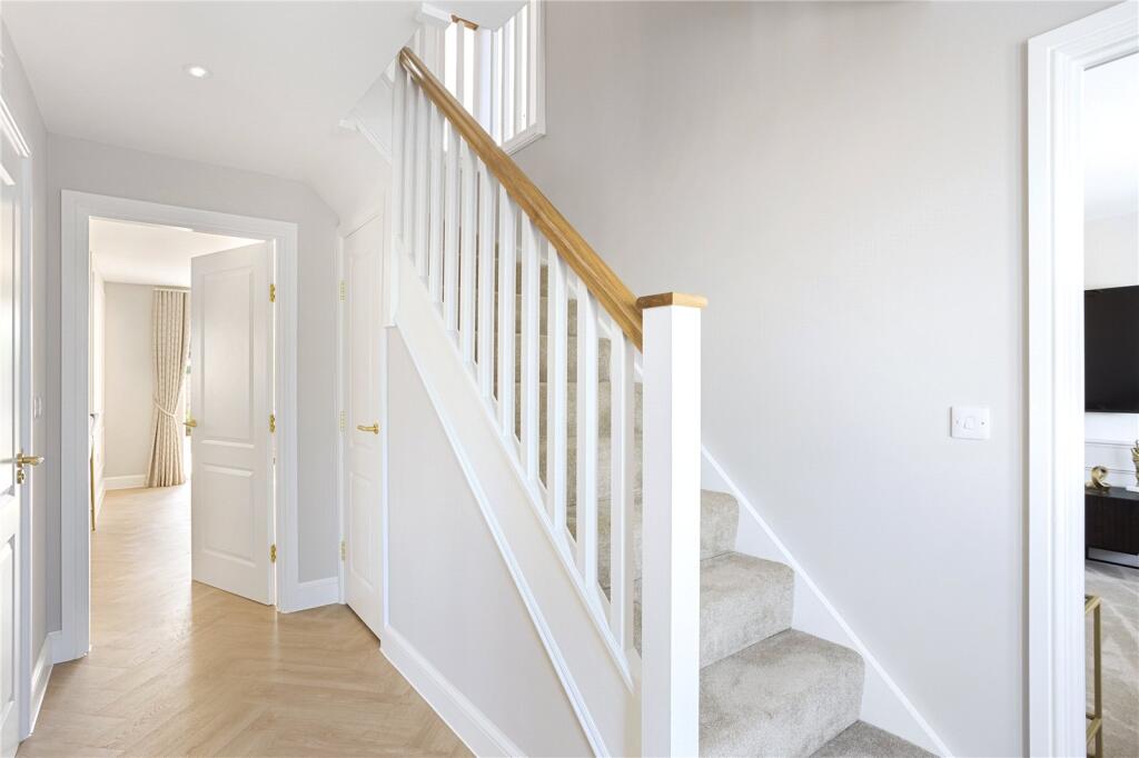 Additional property image - Hanningfield Park, Rettendon Common, CM3