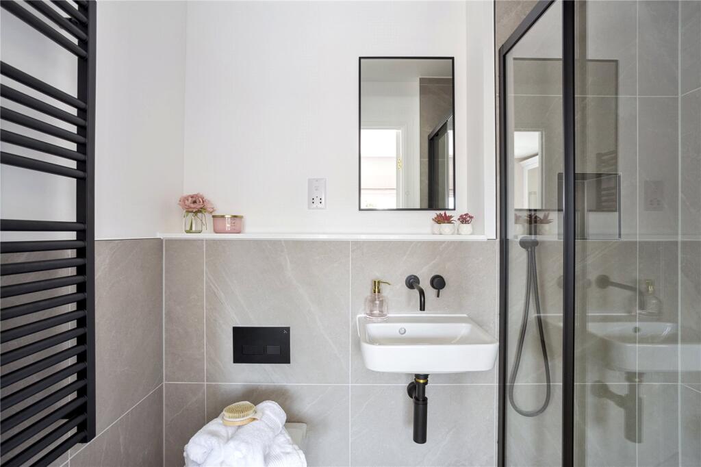 Additional property image - Hanningfield Park, Rettendon Common, CM3