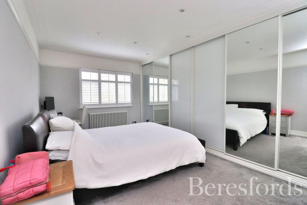 Additional property image - Fifth Avenue, Chelmsford, CM1