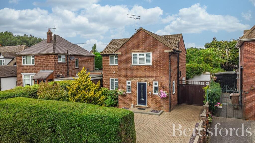 Main image of property: Roxwell Road, Chelmsford, CM1